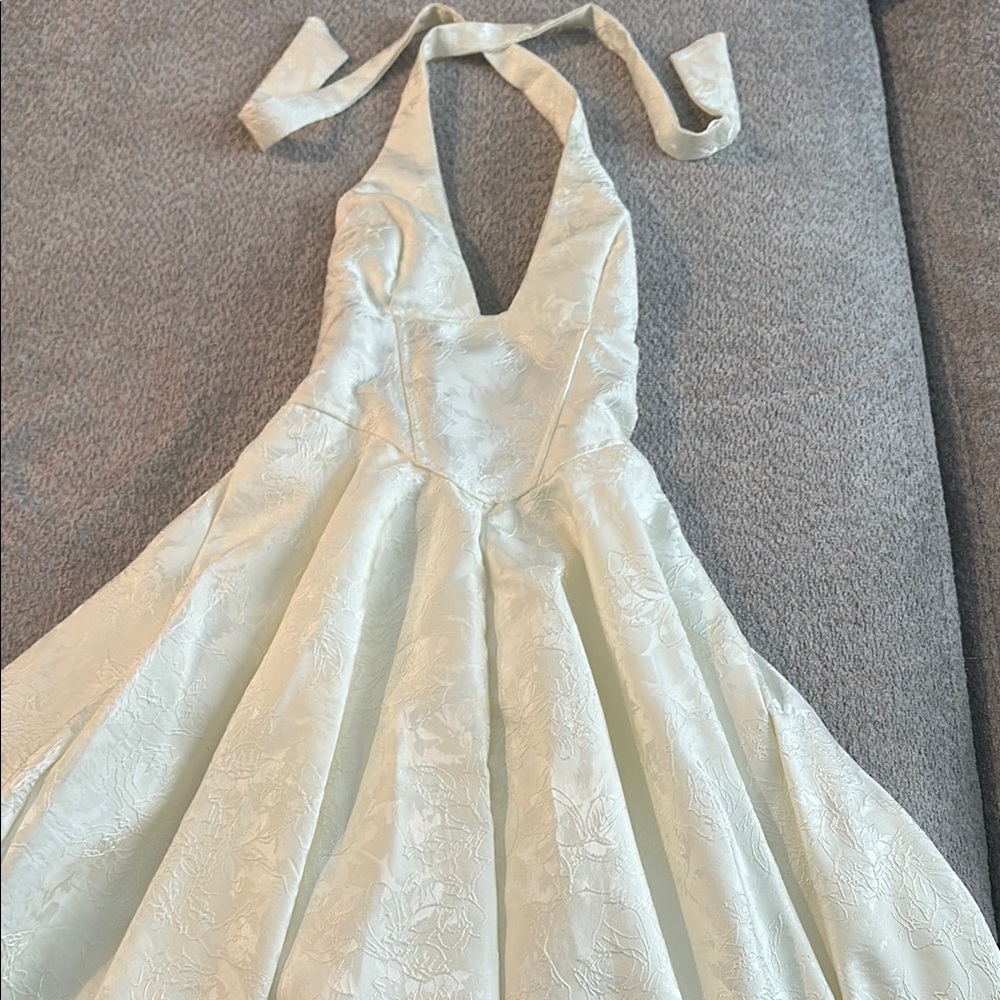 Elegant Cream Halter Dress